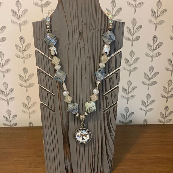 Silver and stone necklace. Looks great with grays and blues - Picture 1 of 6